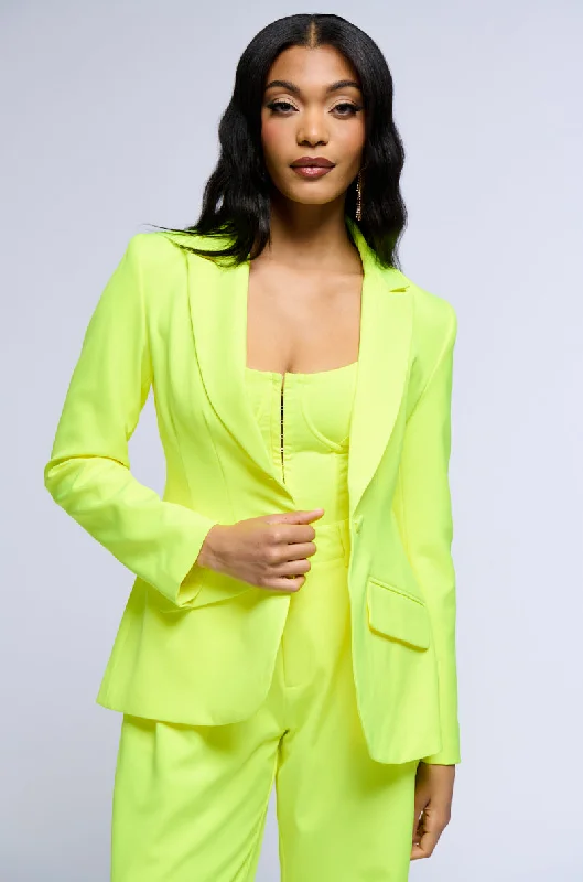 LOOKING SHARP FITTED BLAZER IN NEON YELLOW